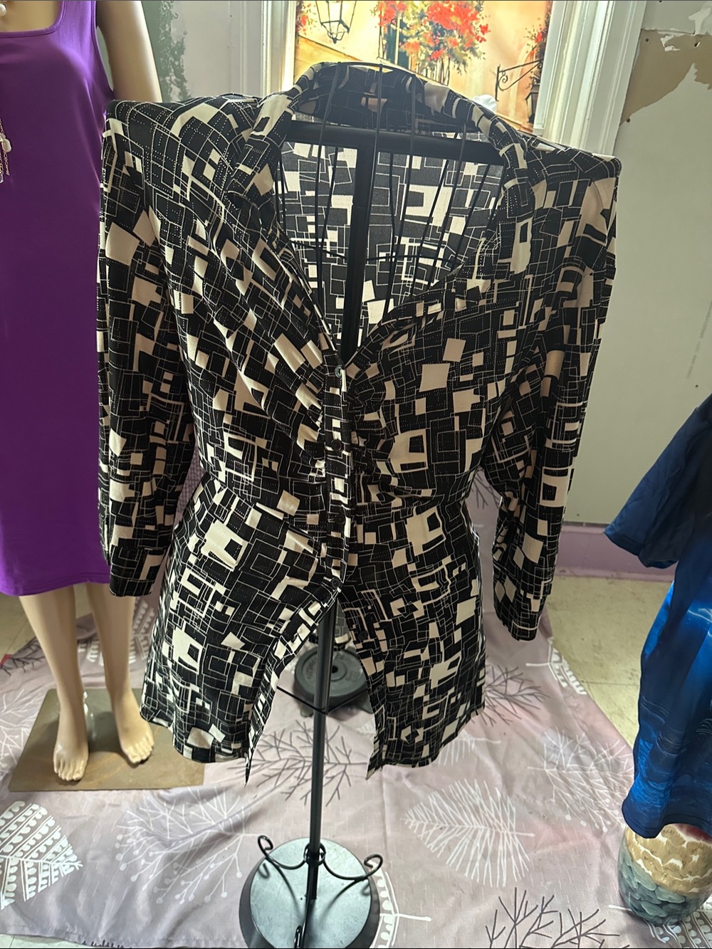 Black & White Geometric Women's Blazer Jacket